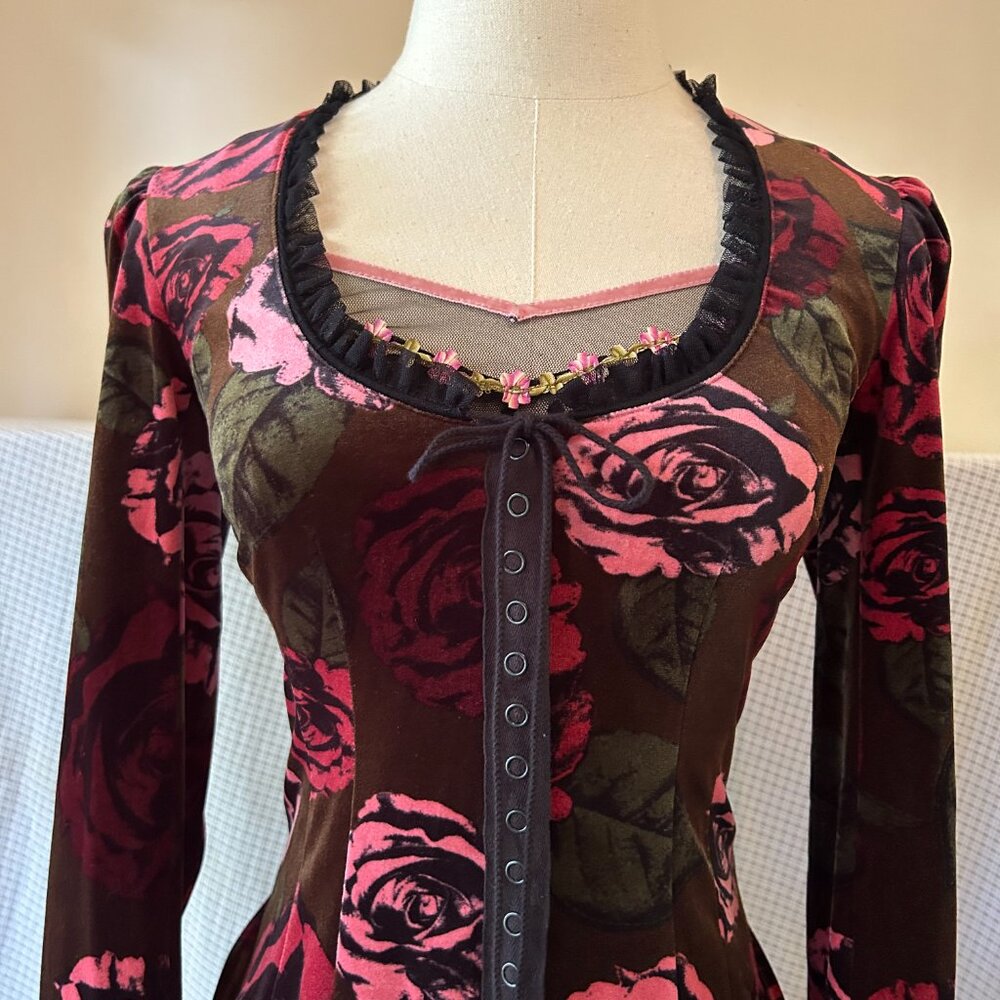 Vintage Y2K Betsey Johnson Velvet Floral Bustle Top - Picture 2 of 15